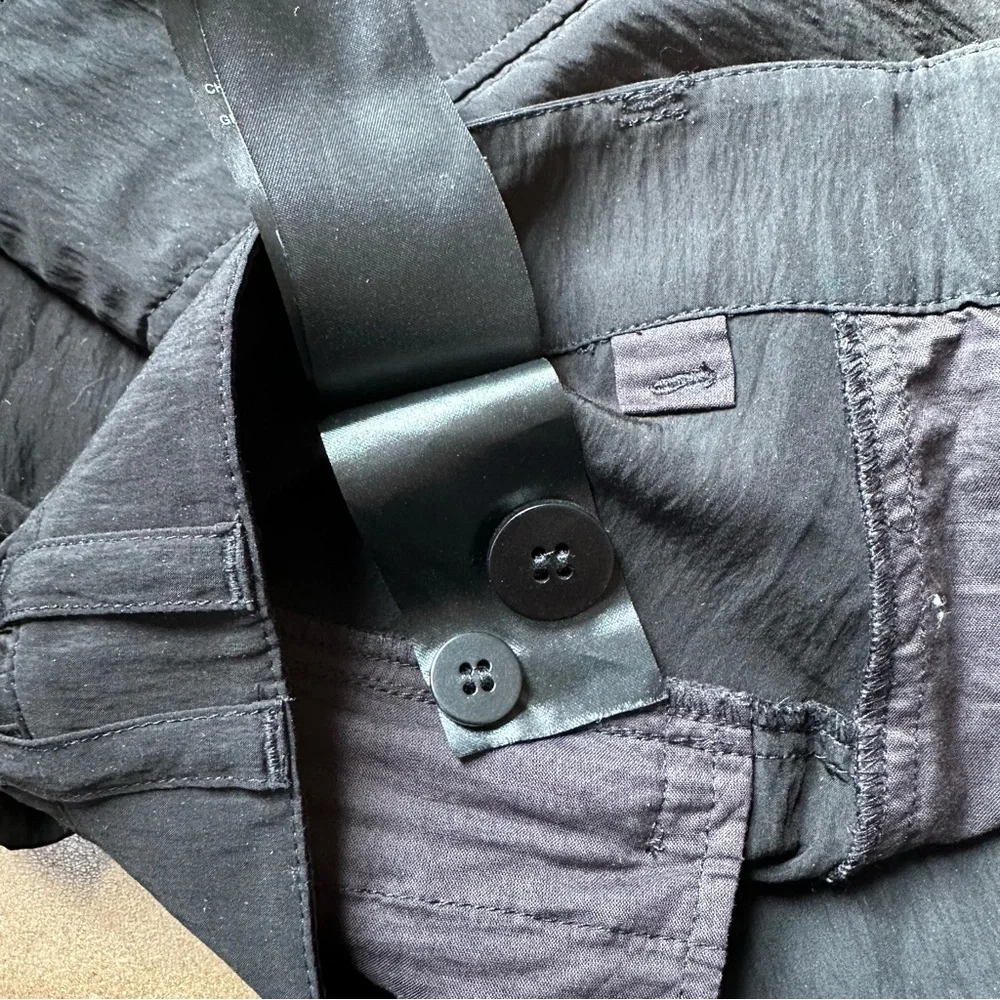 COS Longline Cargo Shorts black minimal summer spring contemporary knee length - Picture 6 of 7